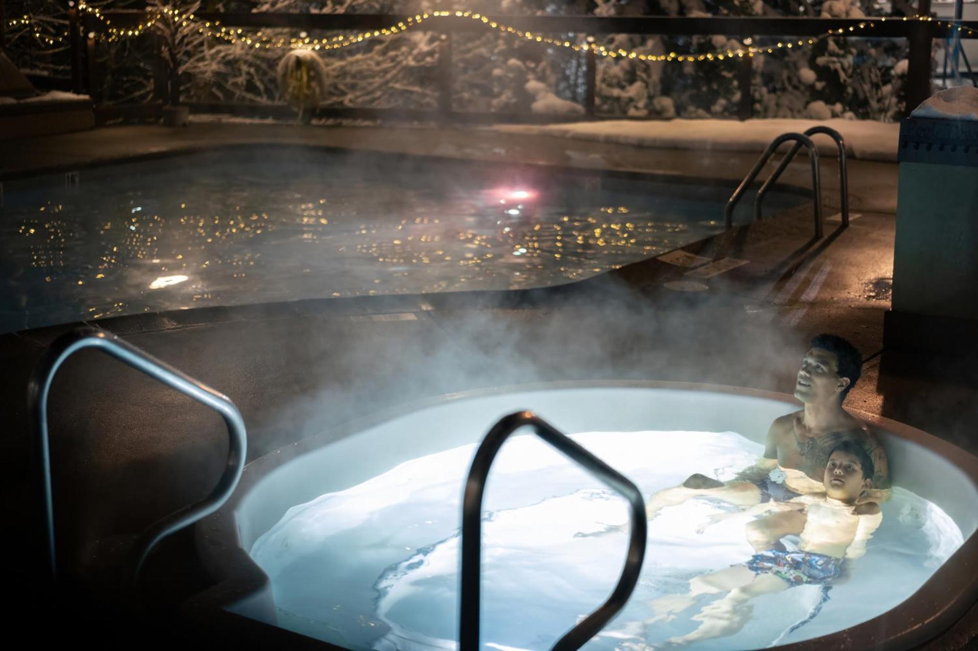 Whistler Village Inn & Suites Εξωτερικό φωτογραφία